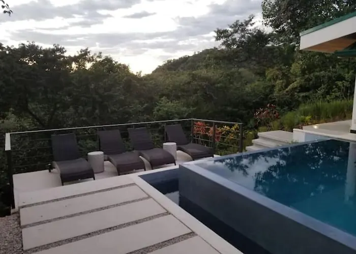 New Hill Top Home With A Beautiful Tropical View *