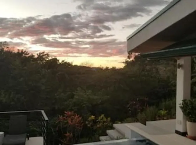 New Hill Top Home With A Beautiful Tropical View Hébergement de vacances Esperanza (Guanacaste)